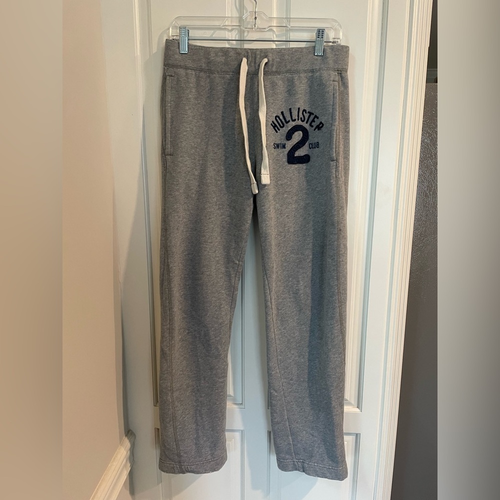 Men’s Hollister Grey Sweatpants. Size XS.